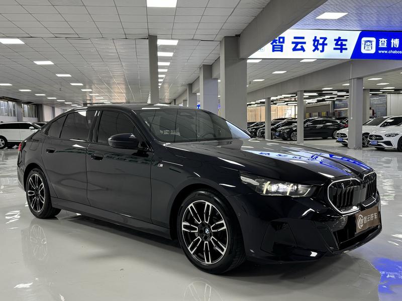 BMW 5 Series, 2025 — фото 3 из 10