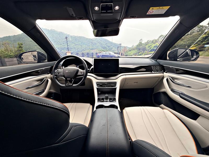 BYD Song Plus Hybrid/EV, 2024 — фото 8 из 11