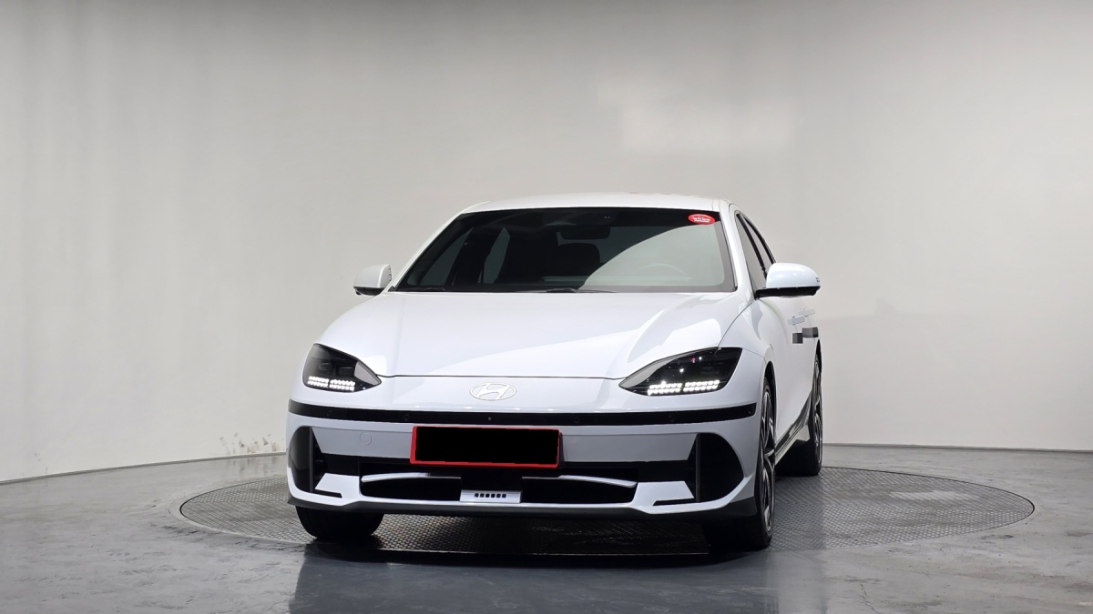 Hyundai Ioniq 6, 2022 — фото 3 из 12