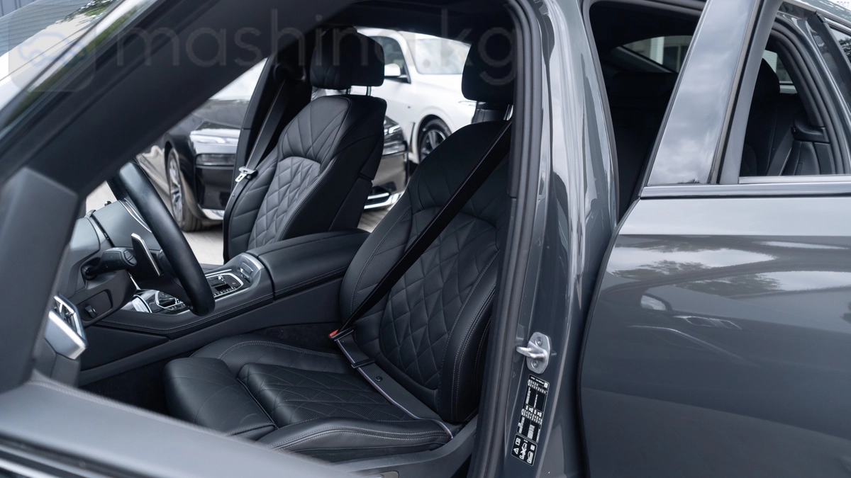 BMW X6, 2023 — фото 8 из 12