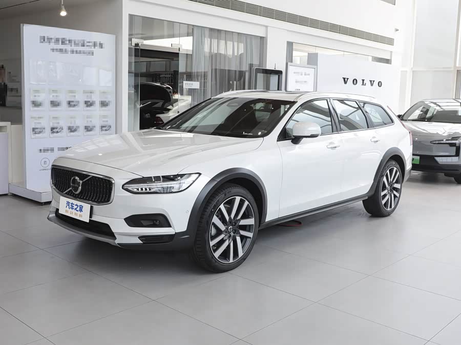 Volvo V90, 2026 — купить в Самаре под ключ