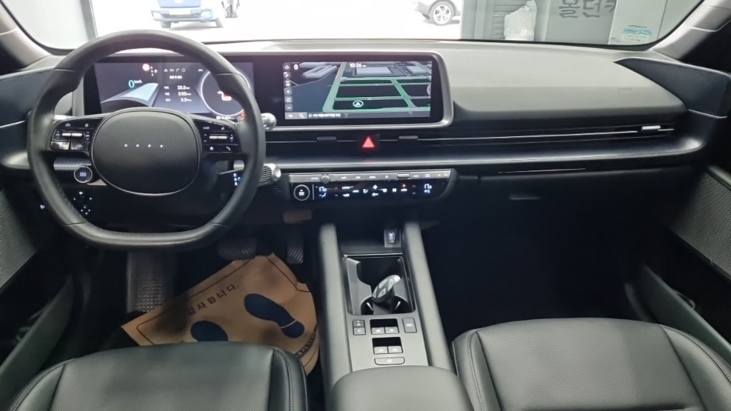 Hyundai Ioniq 6, 2023 — фото 6 из 12
