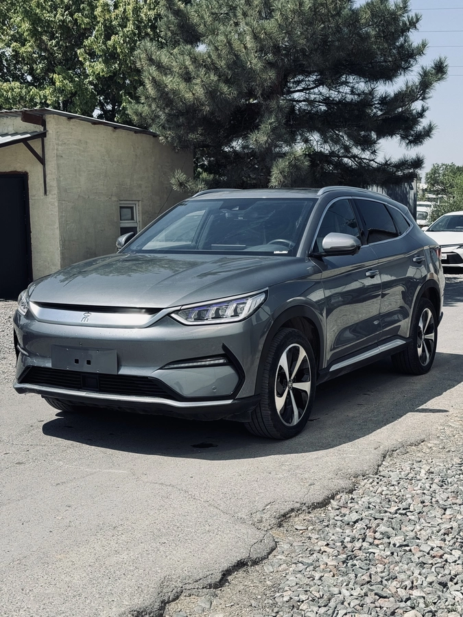 BYD Song Plus, 2022 — фото 2 из 12