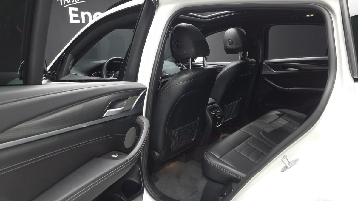 BMW X4, 2025 — фото 10 из 12