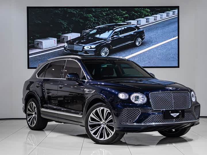 Bentley Bentayga, 2022 — фото 3 из 9