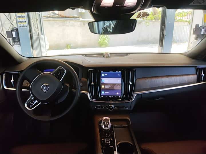 Volvo S90, 2024 — фото 5 из 5