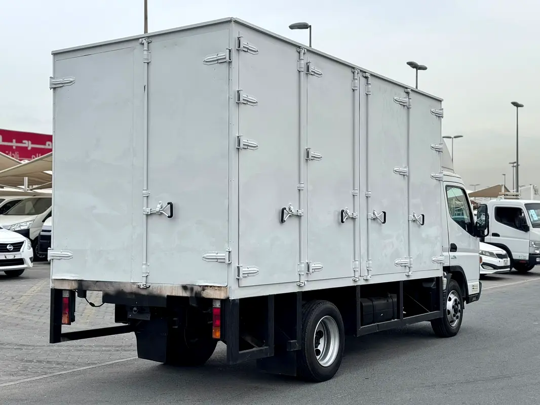 Mitsubishi Canter, 2022 — фото 7 из 10