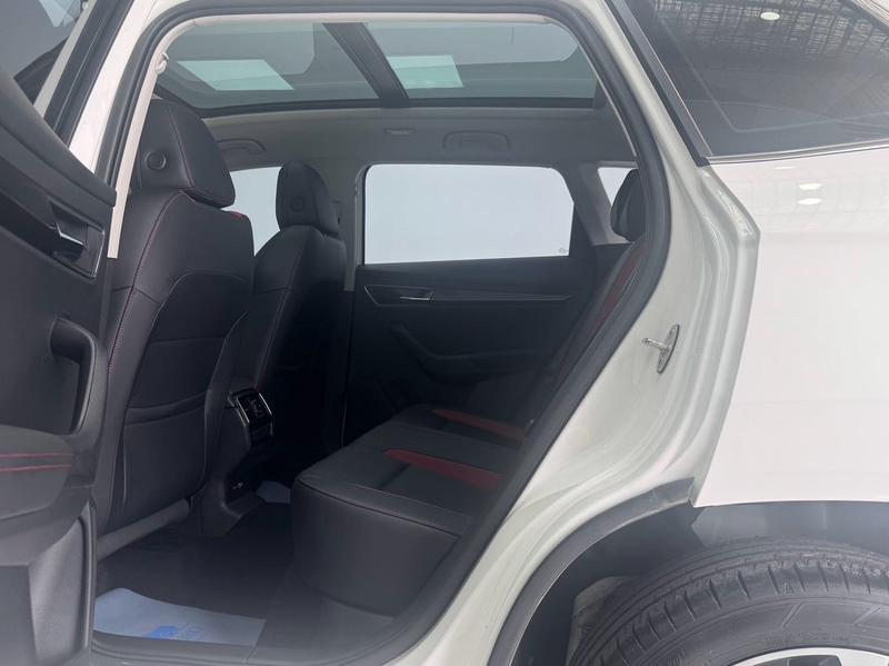 Skoda Karoq, 2022 — фото 12 из 12