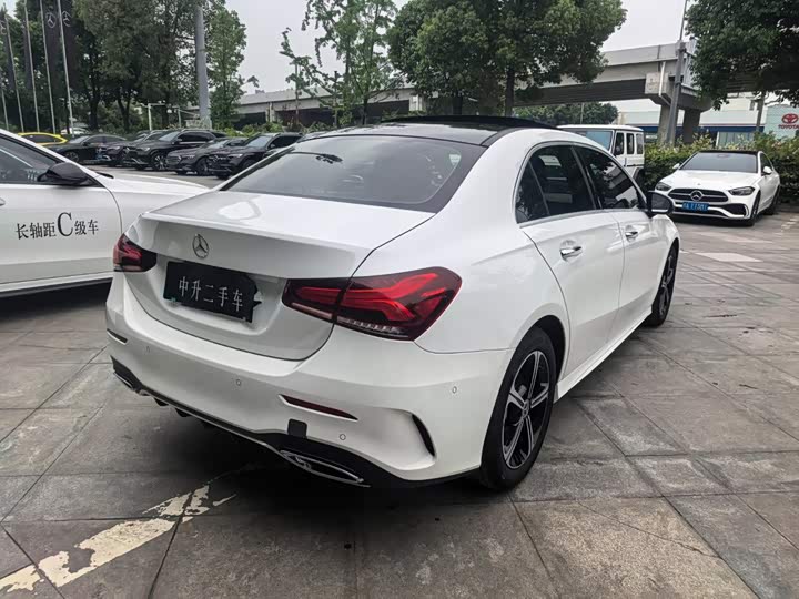 Mercedes-Benz A-Class, 2023 — фото 4 из 9