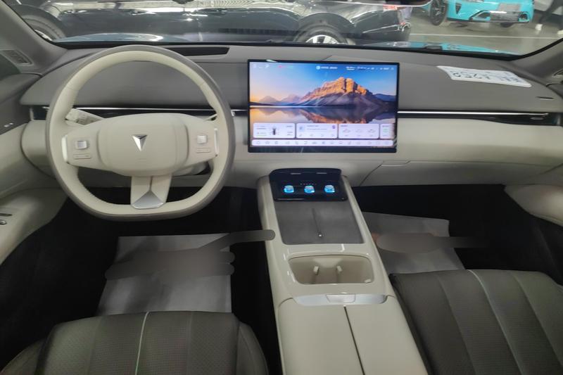 Changan Deepal L07, 2024 — фото 5 из 10