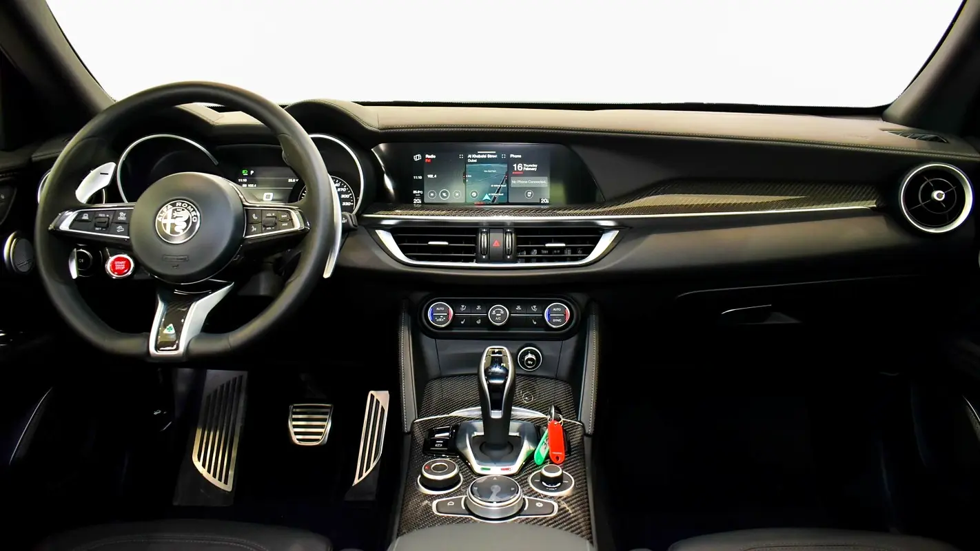 Alfa Romeo Stelvio, 2023 — фото 9 из 10