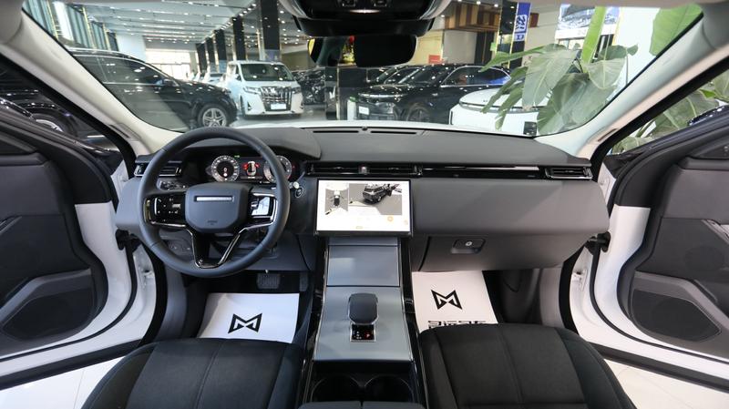 Land Rover Range Rover Velar, 2023 — фото 7 из 12