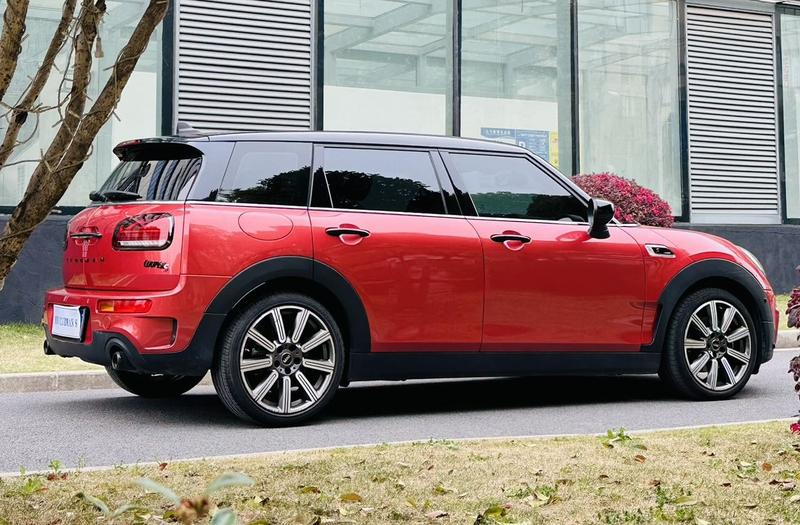 Mini Clubman, 2022 — фото 6 из 10