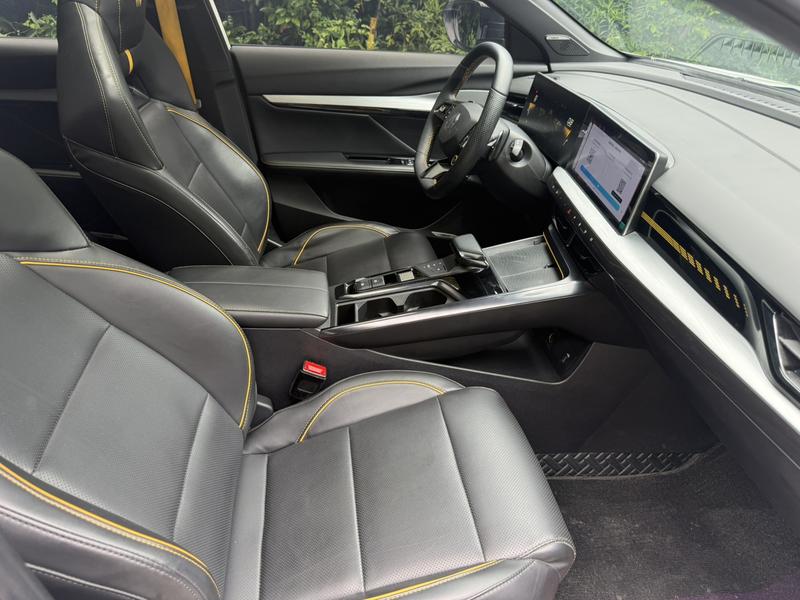 MG Motor 5 Scorpio, 2022 — фото 10 из 12