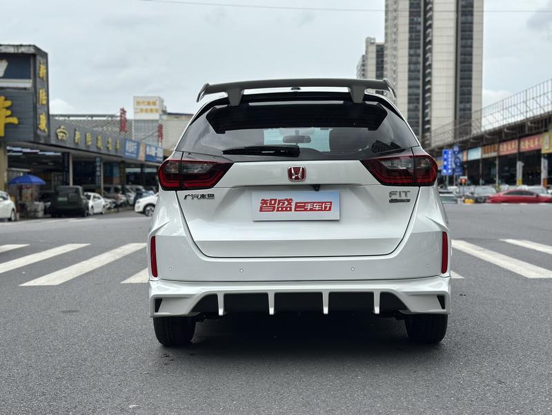 Honda Fit, 2024 — фото 3 из 12
