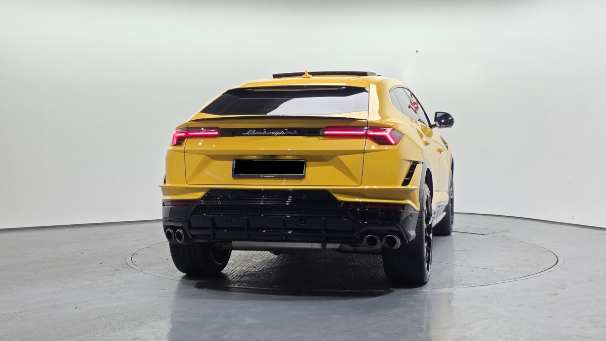 Lamborghini Urus, 2023 — фото 4 из 12
