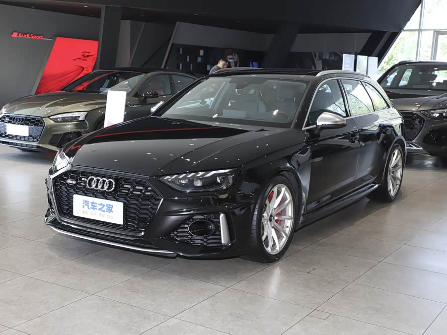 Audi RS 4, 2026 — купить в Самаре под ключ
