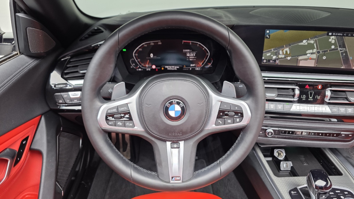 BMW Z4, 2022 — фото 9 из 12