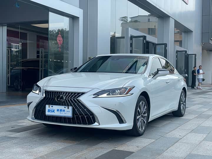 Lexus ES, 2023 — купить в Самаре под ключ