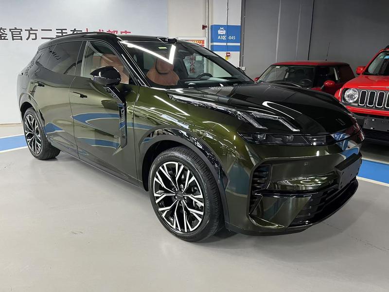 Lynk & Co 08 EM-P Hybrid, 2025 — фото 3 из 12