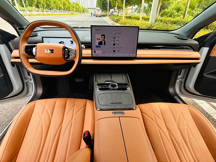 Geely Galaxy Starshine 8 EM-i, 2025 — фото 8 из 9
