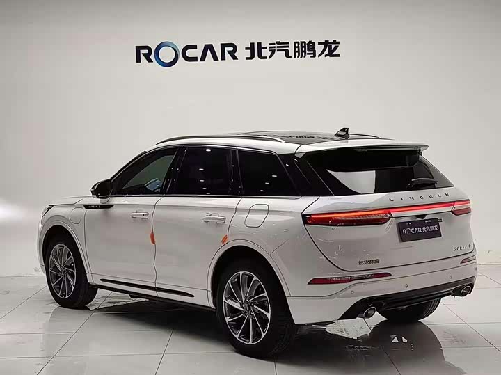 Lincoln Corsair Hybrid, 2022 — фото 6 из 9