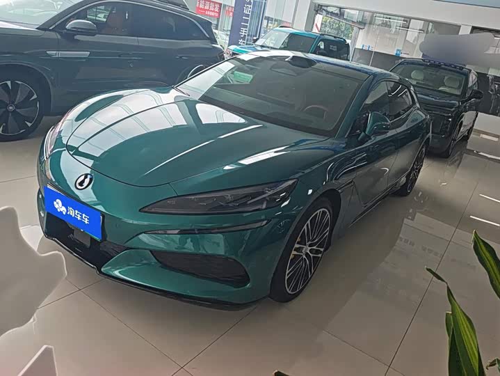 Denza Z9GT, 2026 — купить в Смоленске под ключ