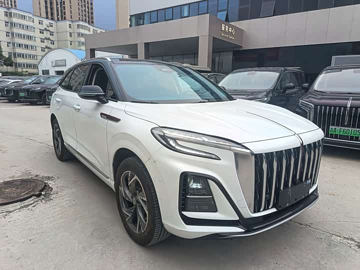 Hongqi HS3 Hybrid, 2024 — фото 3 из 9