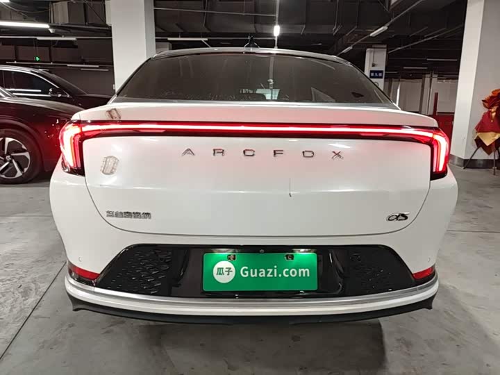 BAIC Arcfox Alpha S, 2022 — фото 6 из 9