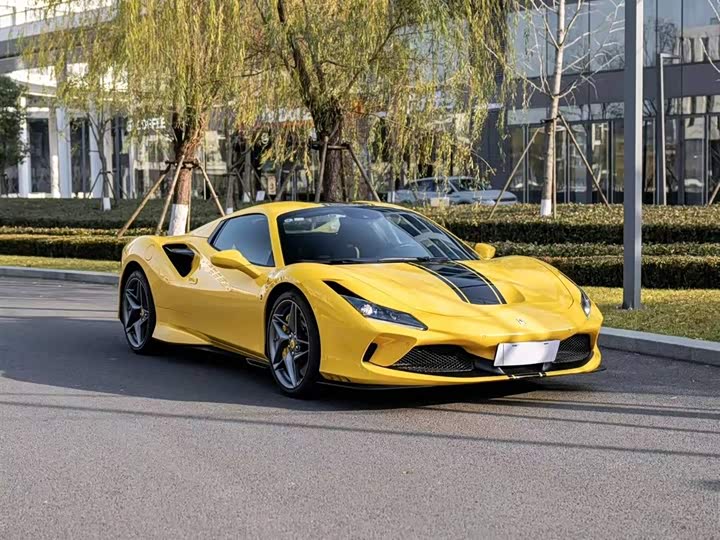 Ferrari F8, 2022 — фото 3 из 9