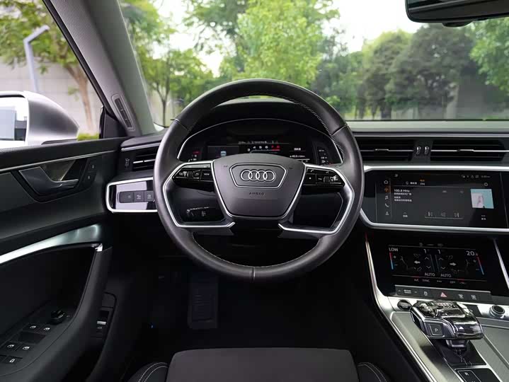 Audi A7L, 2023 — фото 8 из 9