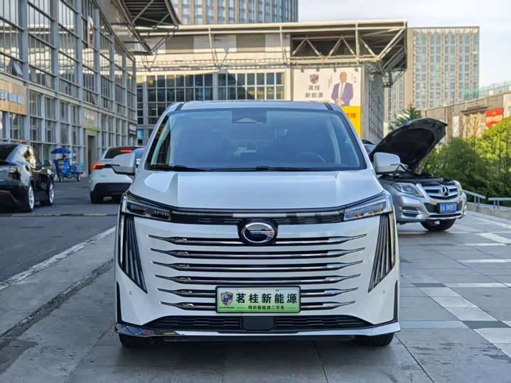 GAC Trumpchi E9, 2023 — фото 5 из 9