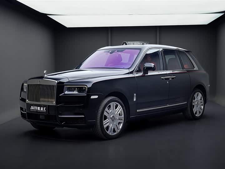 Rolls-Royce Cullinan, 2023 — купить в Курске под ключ