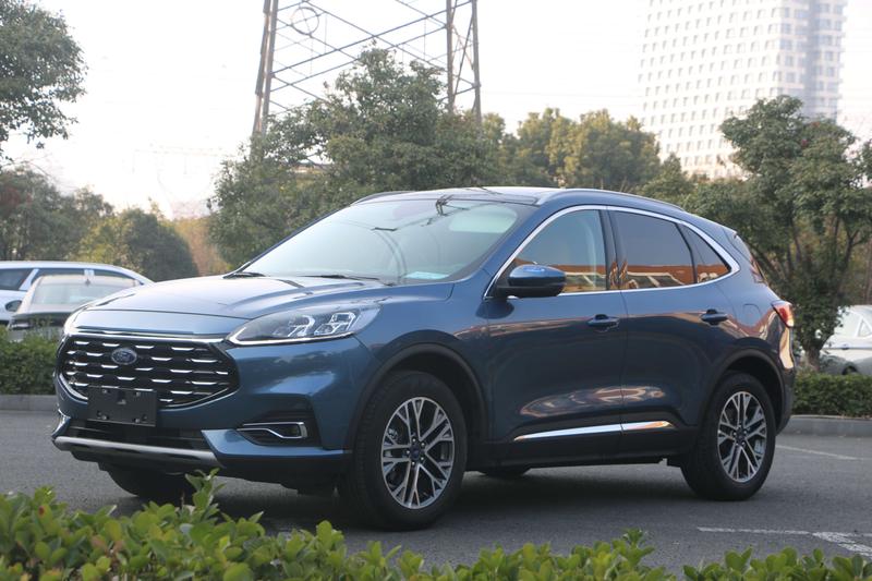 Ford Escape, 2023 — купить в Туле под ключ