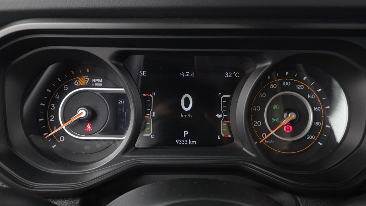Jeep Wrangler, 2025 — фото 7 из 12