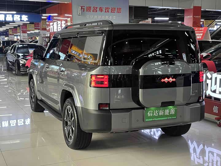 BYD FangChengBao Titanium 7 (Tai 7), 2026 — фото 9 из 9