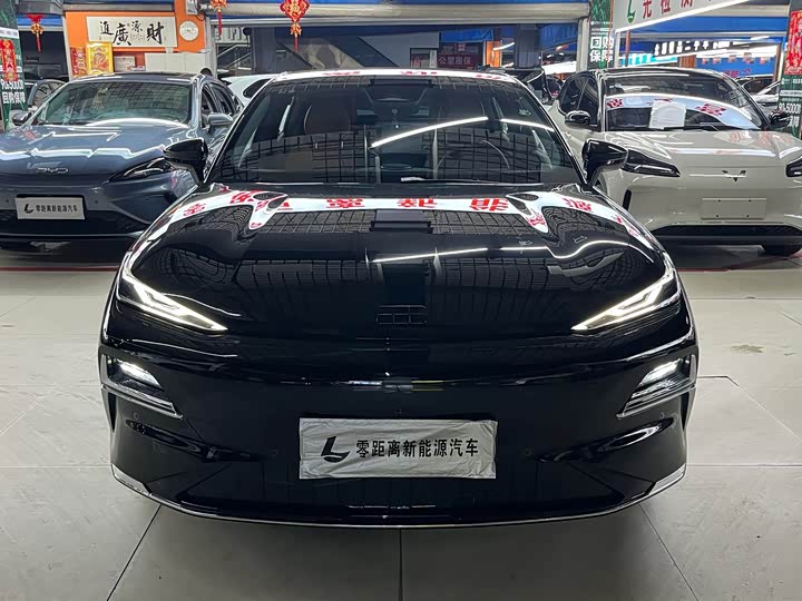 Geely Galaxy Starshine 8 EM-i, 2026 — фото 2 из 9
