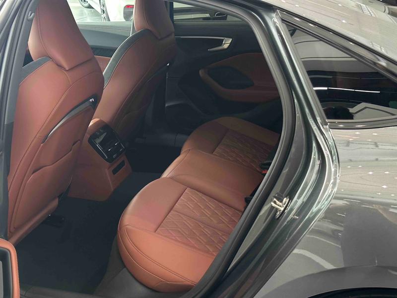 Audi A5L, 2025 — фото 7 из 8