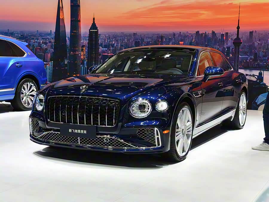 Bentley Flying Spur Hybrid, 2026 — купить в Тамбове под ключ