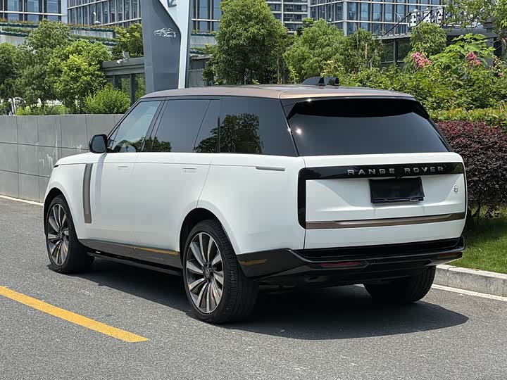 Land Rover Range Rover, 2024 — фото 3 из 5