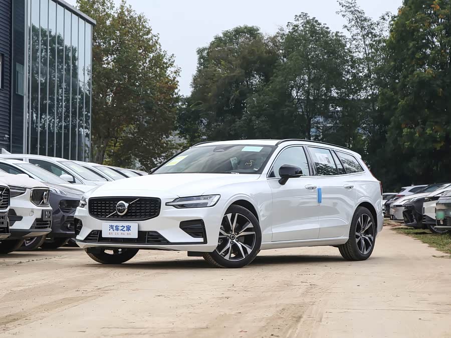 Volvo V60, 2026 — купить в Кирове под ключ