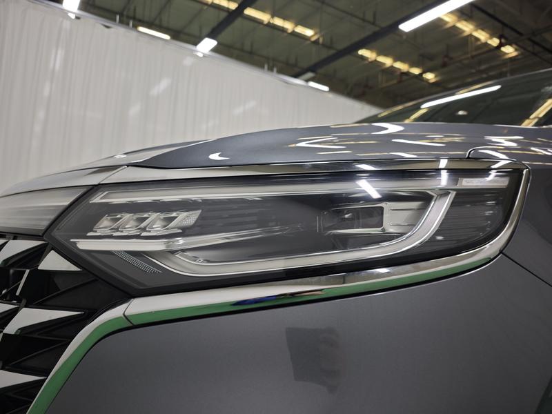 Roewe iMax 8, 2023 — фото 9 из 12