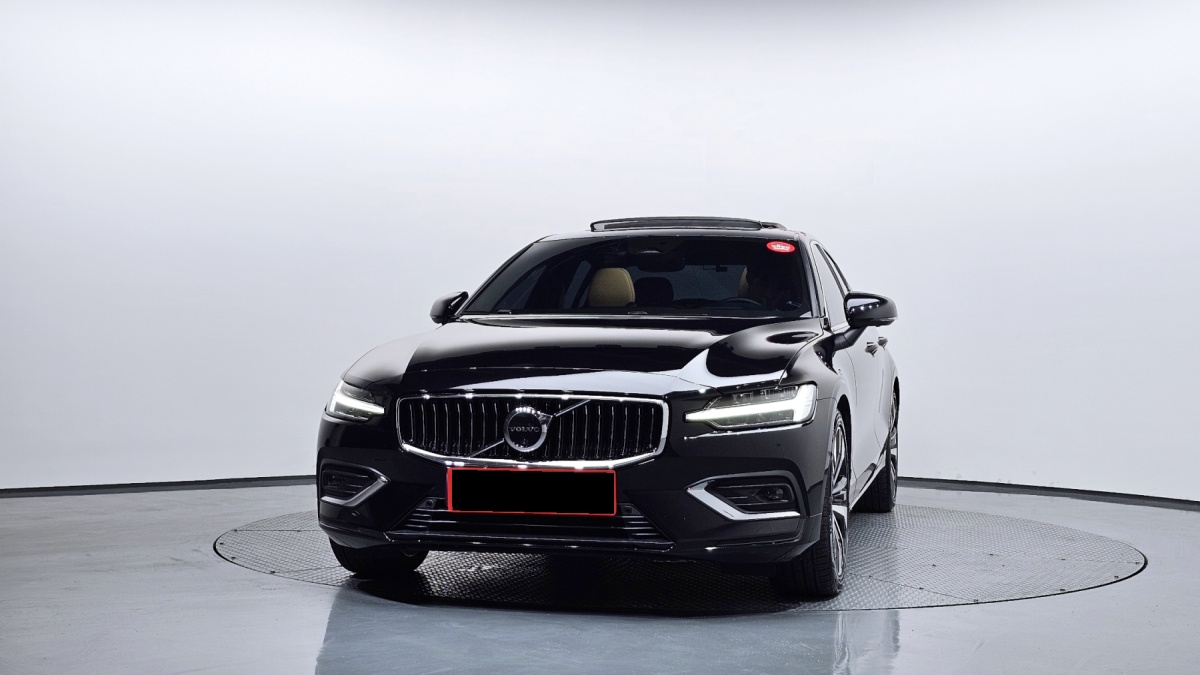 Volvo S60, 2024 — фото 3 из 12