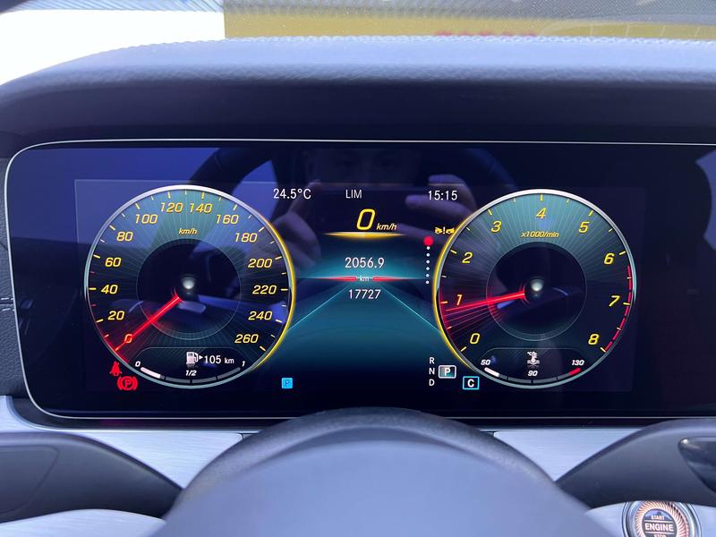 Mercedes-Benz E-Class, 2023 — фото 10 из 12