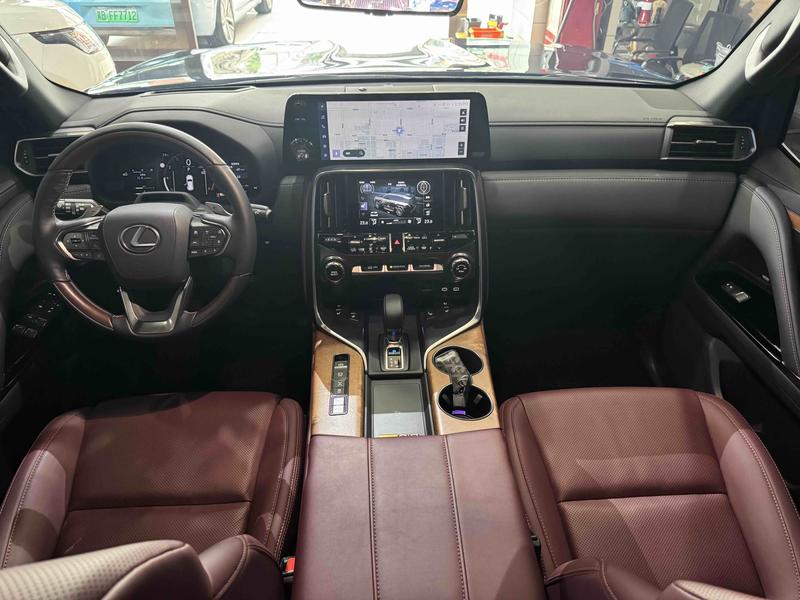 Lexus LX, 2025 — фото 7 из 12