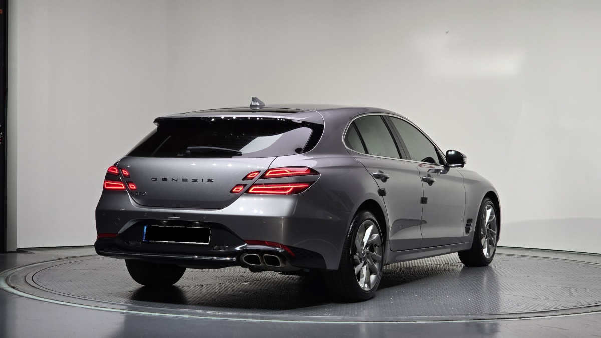 Genesis G70, 2022 — фото 2 из 12