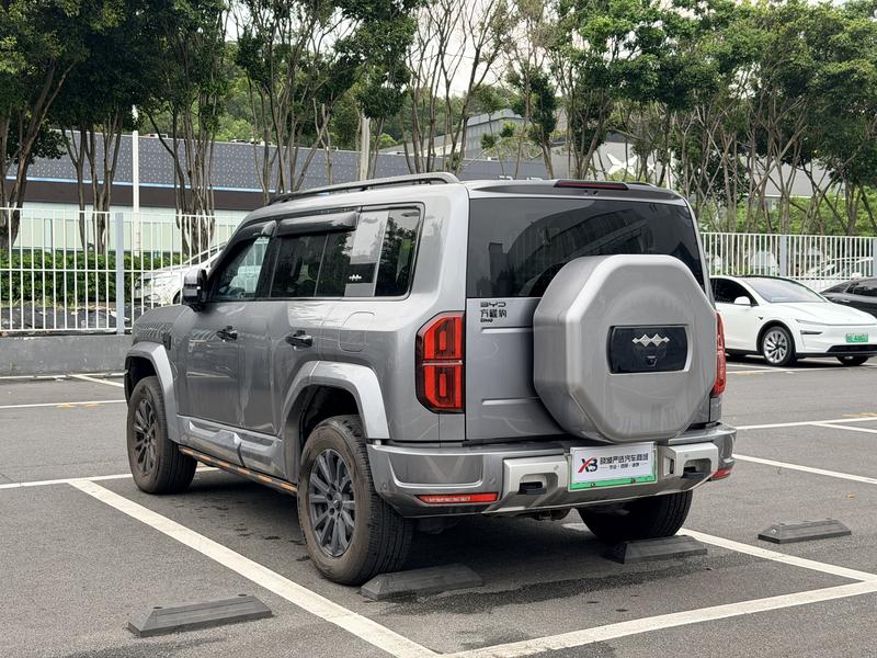 BYD FangChengBao Leopard 5, 2025 — фото 5 из 12