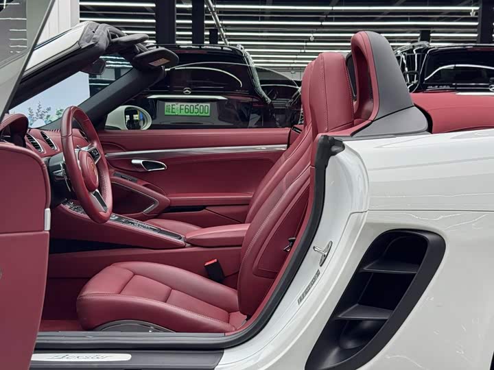 Porsche 718, 2022 — фото 6 из 9