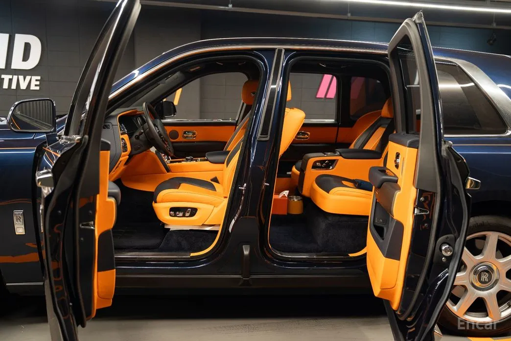Rolls-Royce Cullinan, 2022 — фото 8 из 12