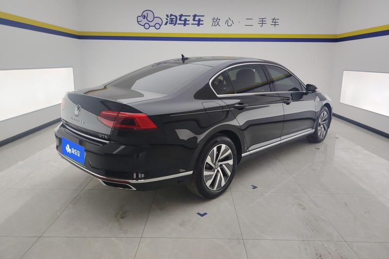 Volkswagen Magotan GTE Hybrid, 2023 — фото 3 из 12